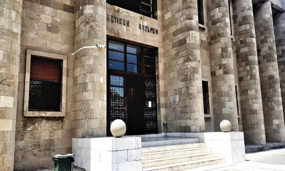 Ελεύθεροι με περιοριστικούς όρους οι οπαδοί της Παναχαϊκής στην Ρόδο